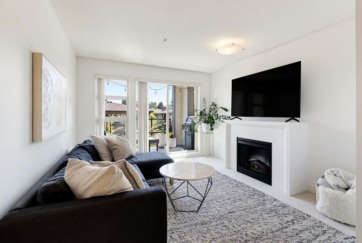 Property Photo: 738 E 29th Avenue 213 BC V5V 0B6