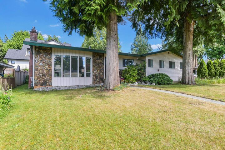 Property Photo: 2560 127 Street BC V4A 5S6