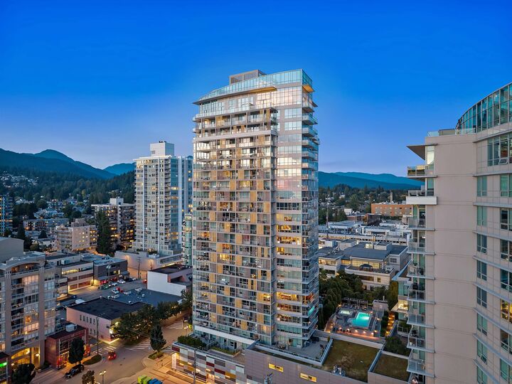 Property Photo: 125 E 14th Street 704 BC V7L 0E6