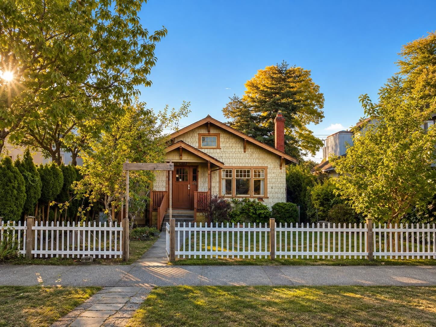 Property Photo: 4117 W 11th Avenue BC V6R 2L5