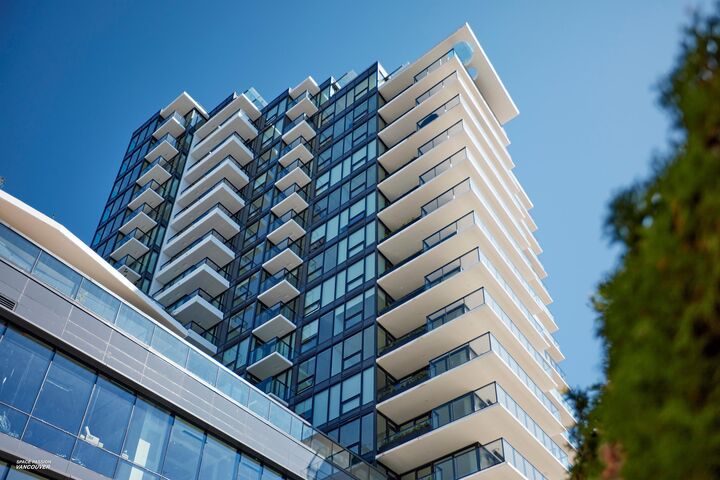 Property Photo: 135 E 13th Street 807 BC V7L 0J8