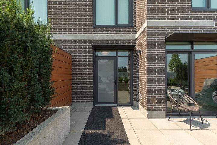 Property Photo: 755 Harbourside Drive 107 BC V7P 0G1