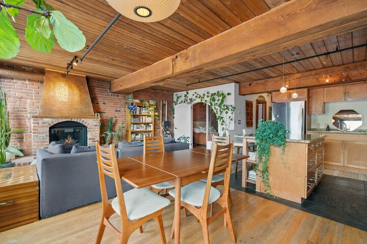 Property Photo: 41 Alexander Street 305 BC V6A 1B2