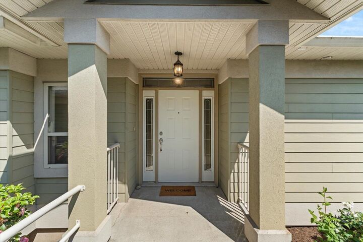 Property Photo: 34159 Fraser Street 14 BC V2S 8P2