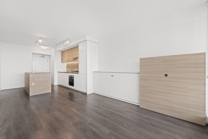 Property Photo: 652 Whiting Way 2408 BC V3J 0K3