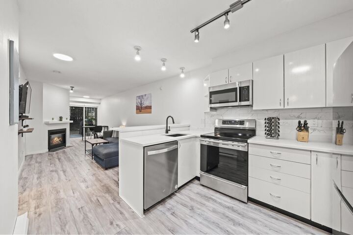 528 Rochester Avenue 316 — photo 1
