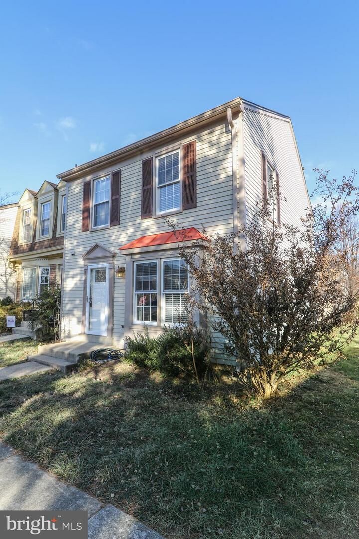 Property Photo:  10320 Colony Park Drive  VA 22032 