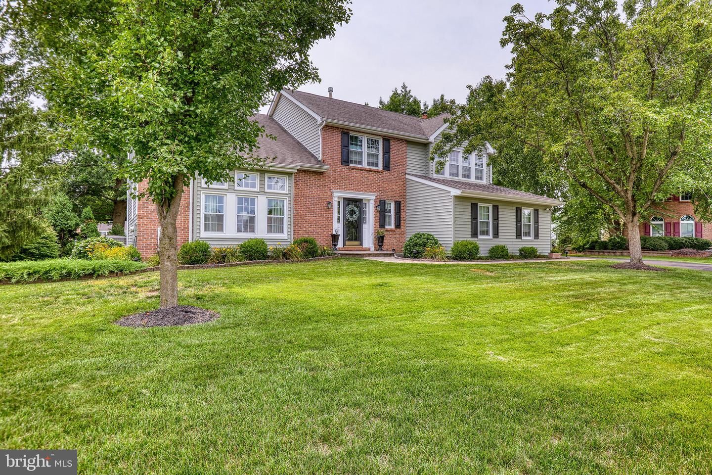 Property Photo:  451 Knollbrook Drive  PA 19047 