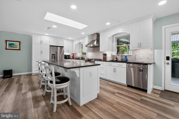 Property Photo:  7849 Elizabeth Road  MD 21122 