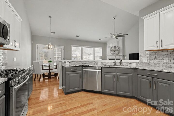 Property Photo:  2517 Coltsgate Road  NC 28173 