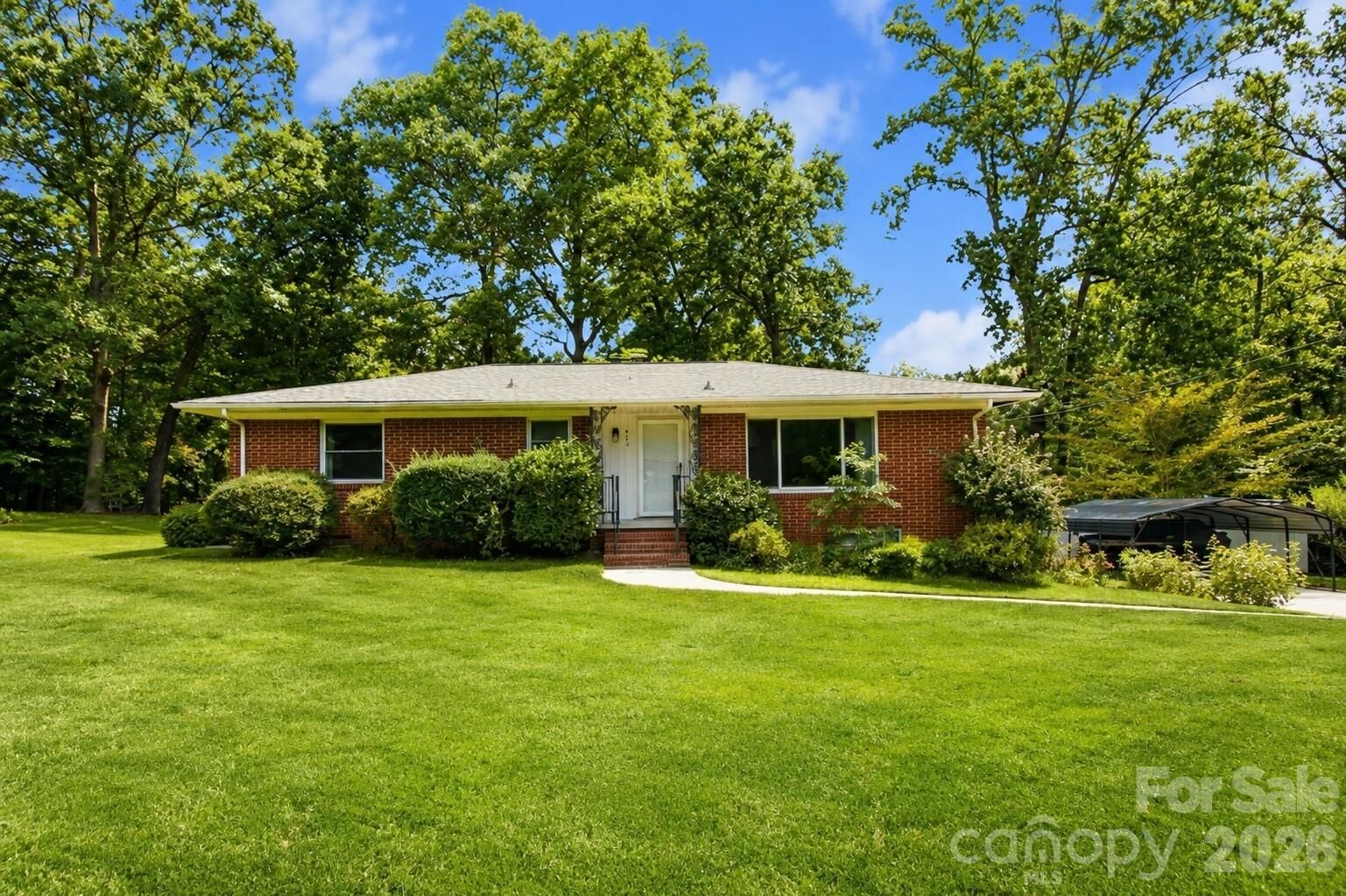 Property Photo:  406 Town Street  NC 28088 
