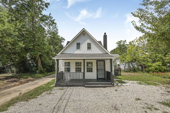 Property Photo:  2461 Bremen Street  OH 43211 