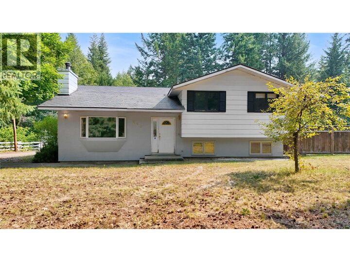 Property Photo:  332 Schmidt Road  BC V0E 1N2 