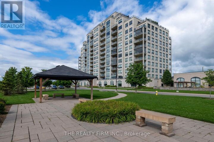260 Villagewalk Boulevard 701 — photo 1