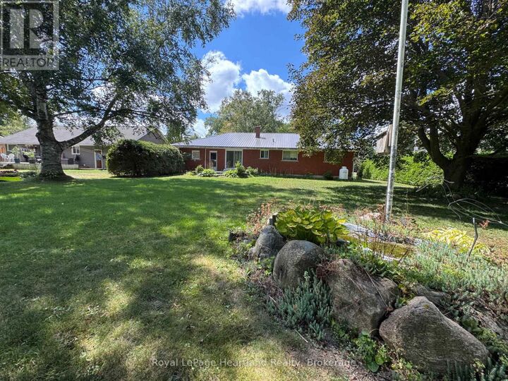 Property Photo:  2021 Princess Street North  ON N0G 1X0 