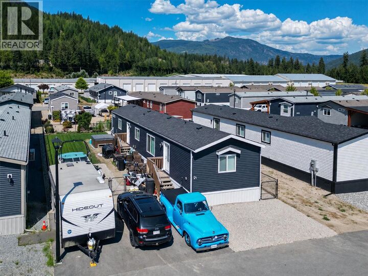 Property Photo: 1705 Hillier Road East 24 BC V0E 2V4
