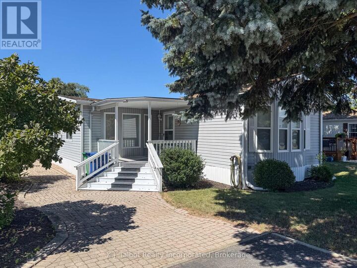 Property Photo: 55 Algonquin Lane ON N7A 3Y2