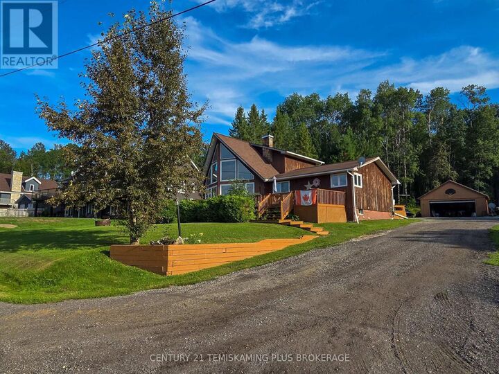 Property Photo: 65 Lakeshore Avenue ON P0J 1B0