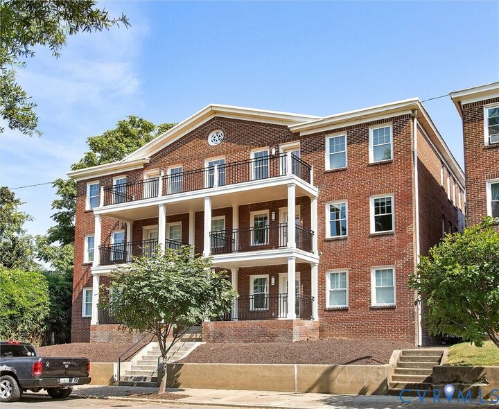 Property Photo: 2902 Idlewood 3 VA 23221
