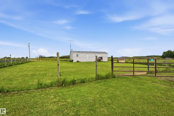 Property Photo: 53219 Range Rd 145 173 AB T9C 1R6