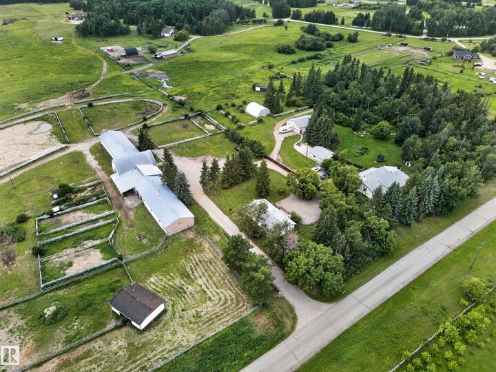 Property Photo: 51208 Range Road 270 AB T7Y 1G7