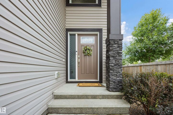 Property Photo: 1 Dittrich Avenue AB T8L 0N3