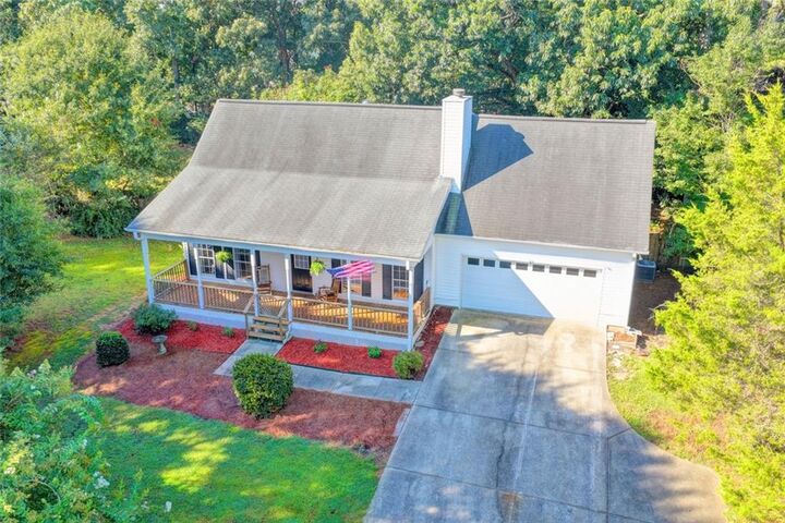 Property Photo:  85 Cypress Place  GA 30680 