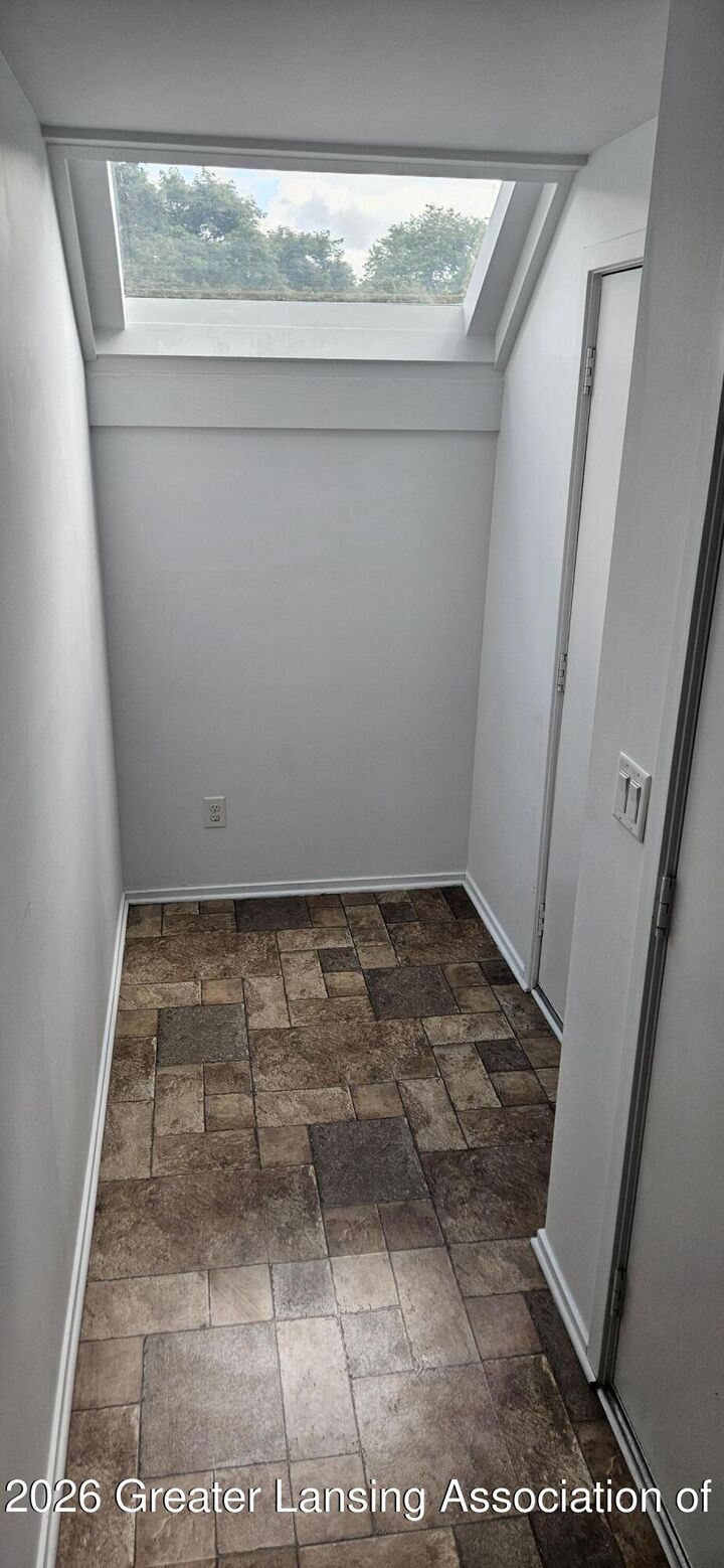 Property Photo:  2095 Fox Hollow Drive  MI 48864 