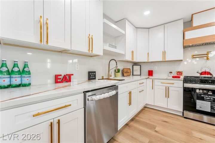 Property Photo: 2301 Palora Avenue NV 89169