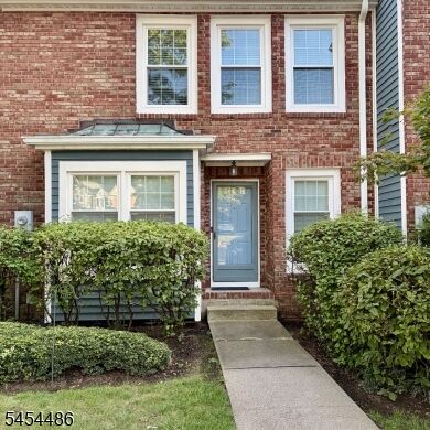 Property Photo:  53 Woodledge Ct  NJ 07866 