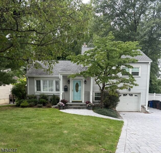 Property Photo:  111 Woodland Rd  NJ 07974 