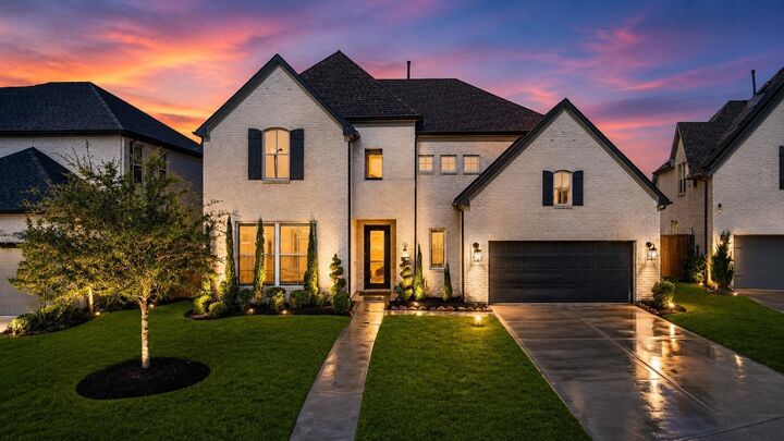 Property Photo: 7531 Woolgrass Crescent Way TX 77493