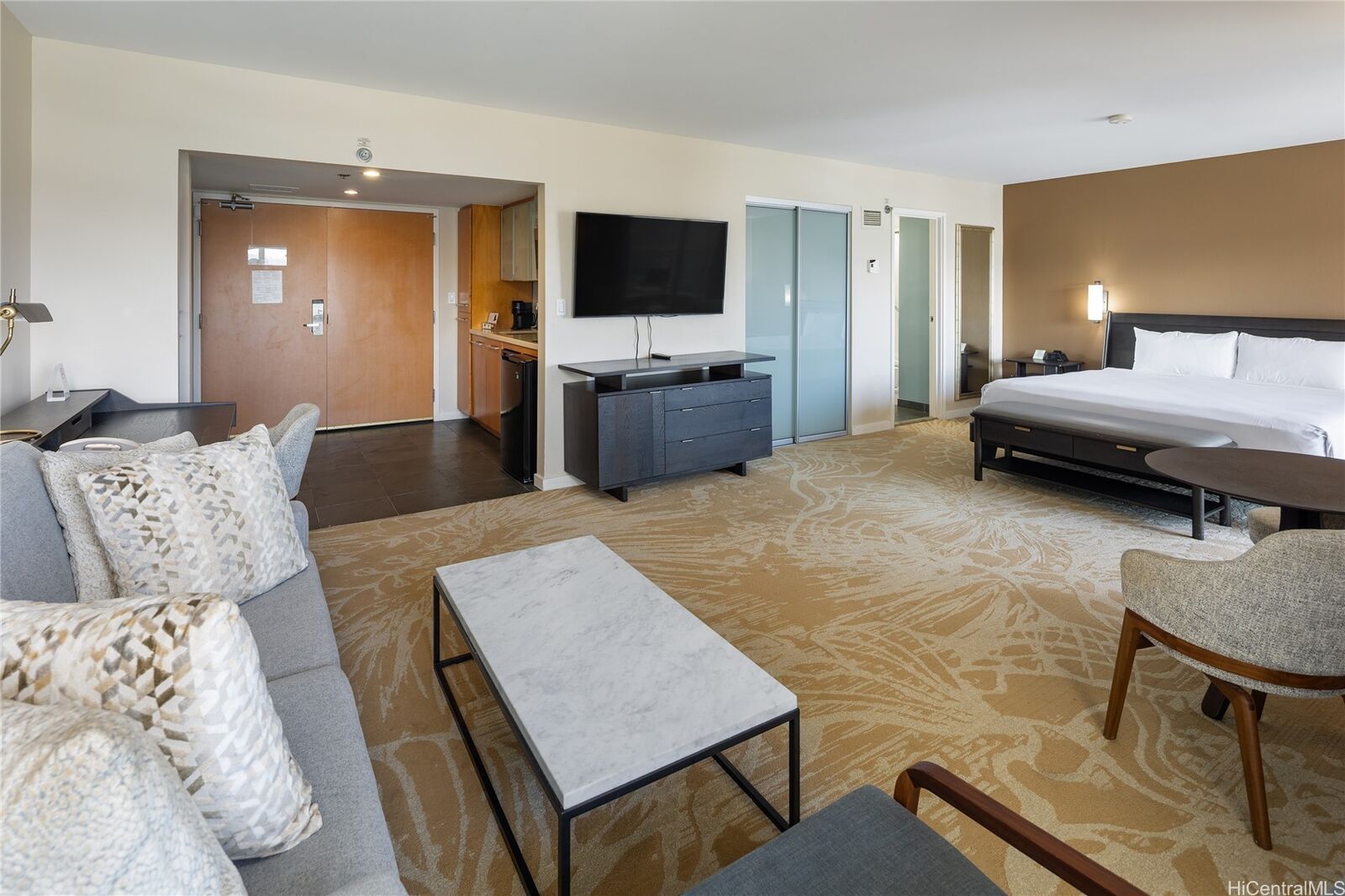 Property Photo:  410 Atkinson Drive 3301  HI 96814 