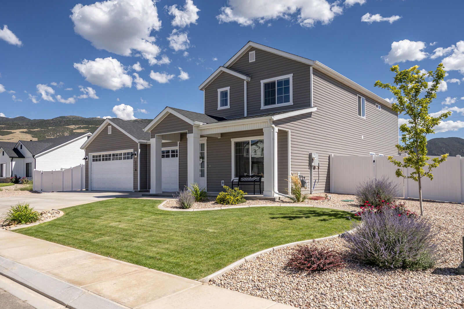 Property Photo:  1118 E 4240 N  UT 84721 