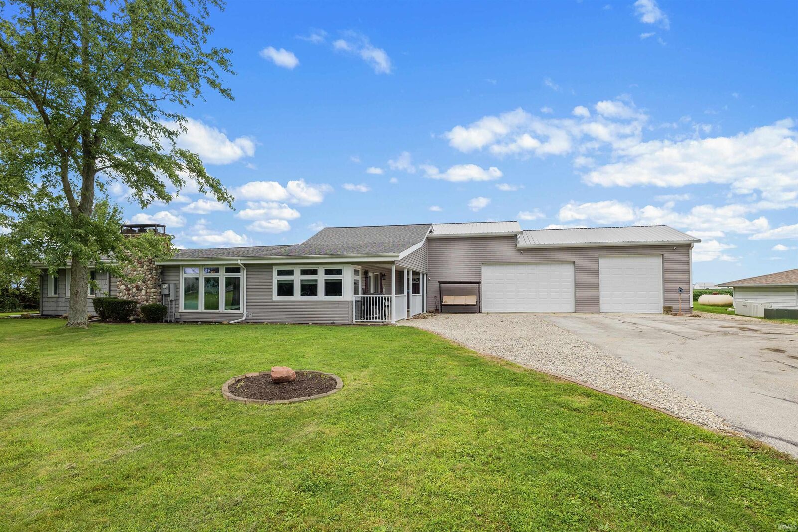 Property Photo: 5440 N Broadway Street IN 46750-9610