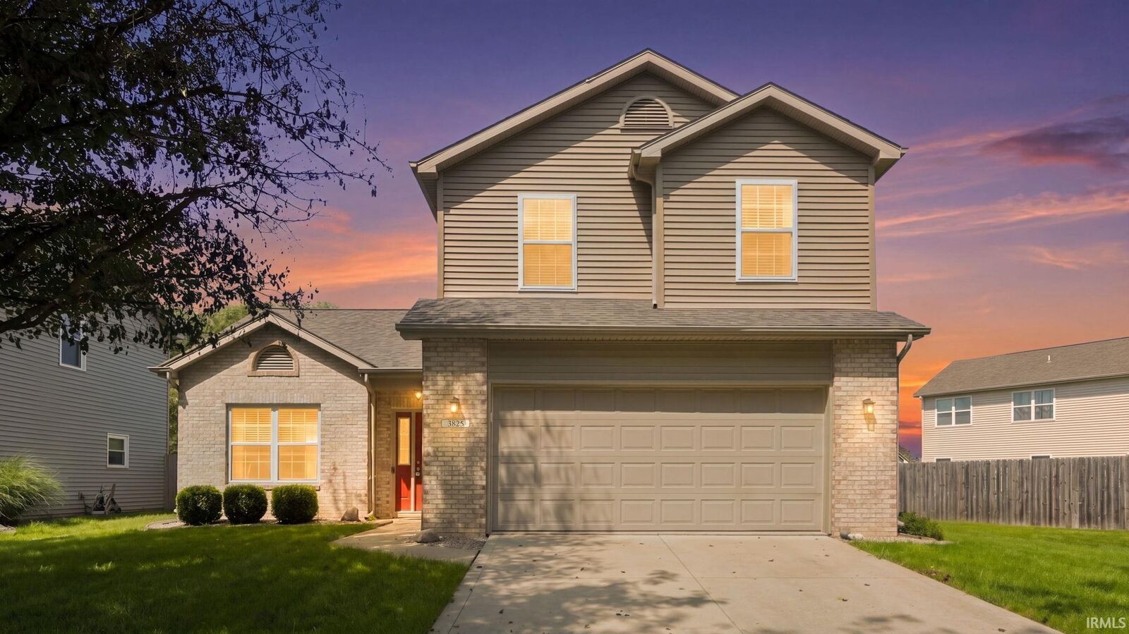 Property Photo: 3825 Stanton Hall Parkway IN 46815