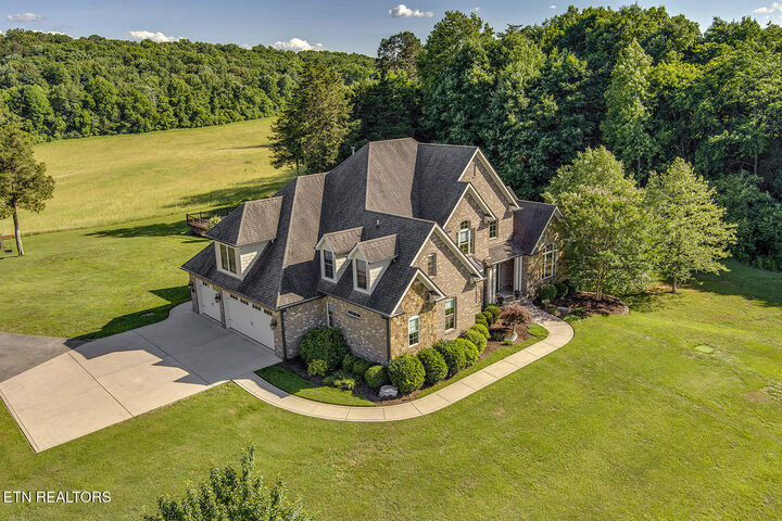 Property Photo:  1040 Smith Valley Rd  TN 37772 