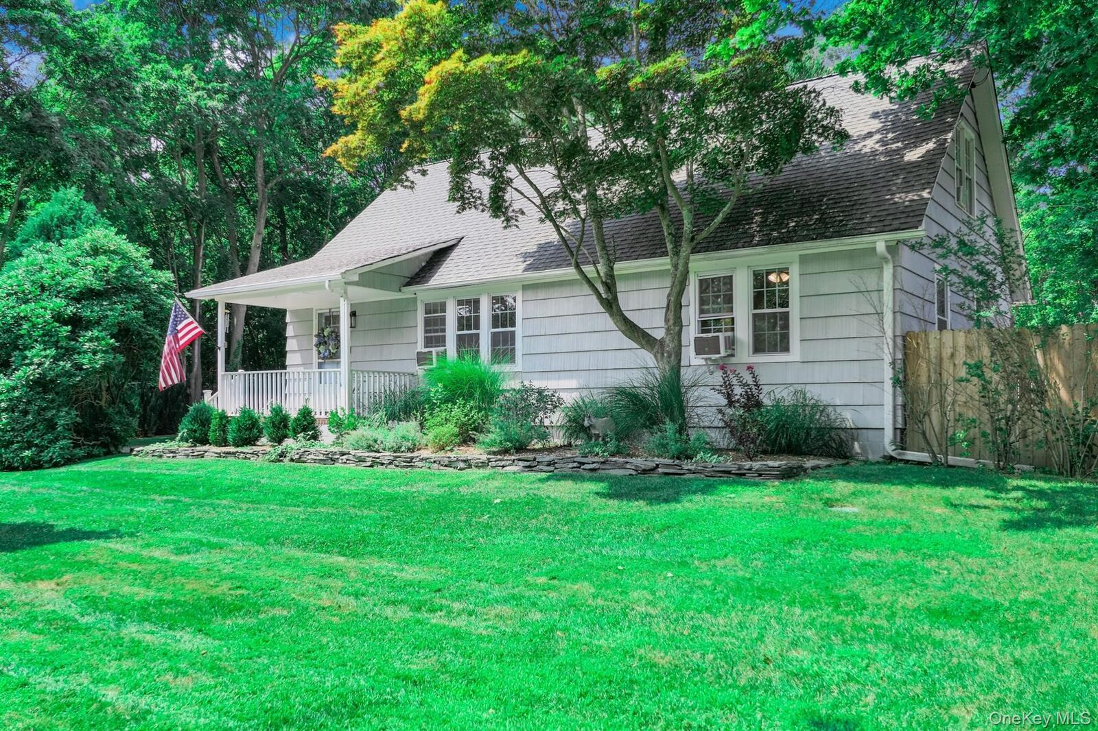 Property Photo:  353 S Country Road  NY 11719 