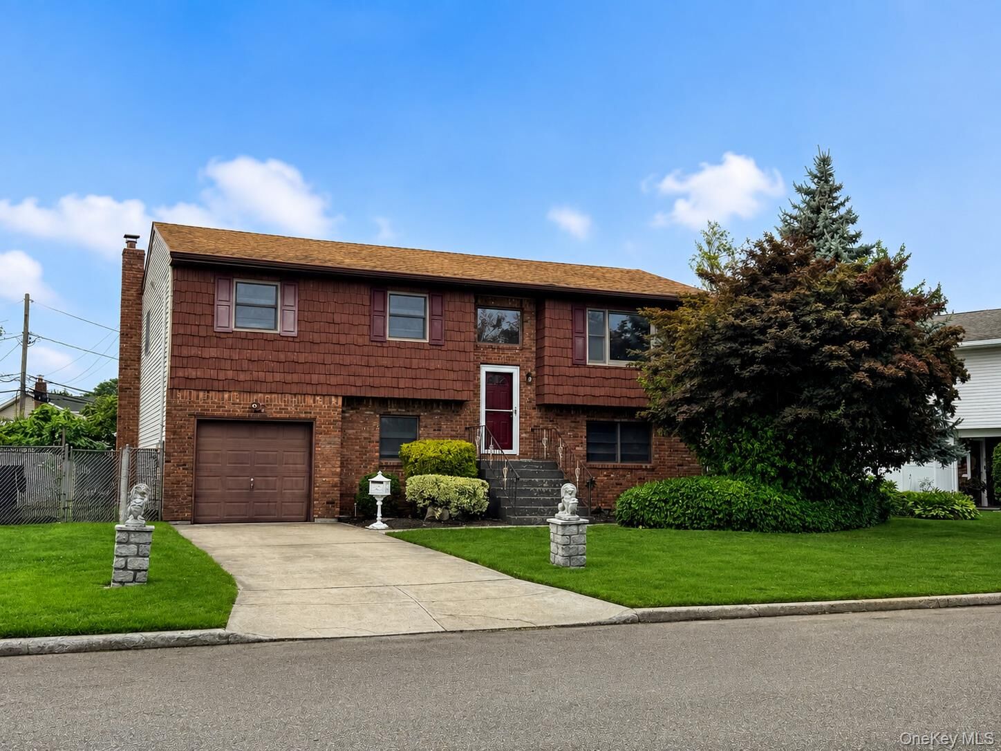 Property Photo:  95 W Lake Drive  NY 11757 