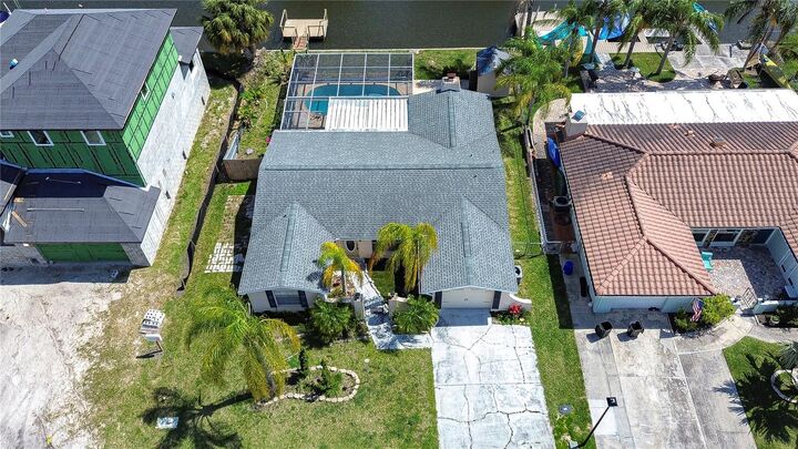 Property Photo:  9826 Island Harbor Drive  FL 34668 