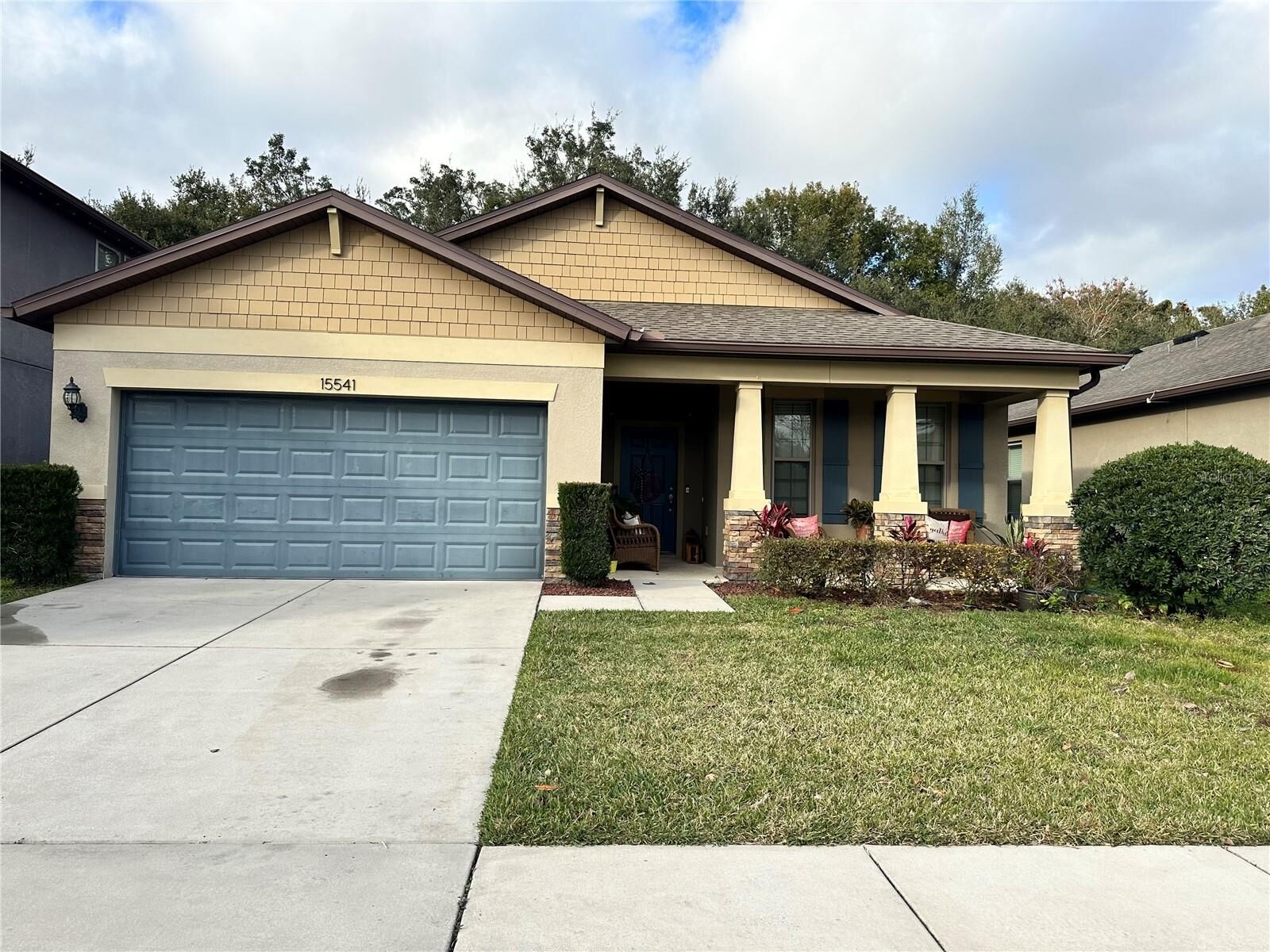 Property Photo:  15541 Stone House Drive  FL 34604 