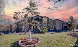 Property Photo: 1212 Walnut Hill Farm Drive MO 63005