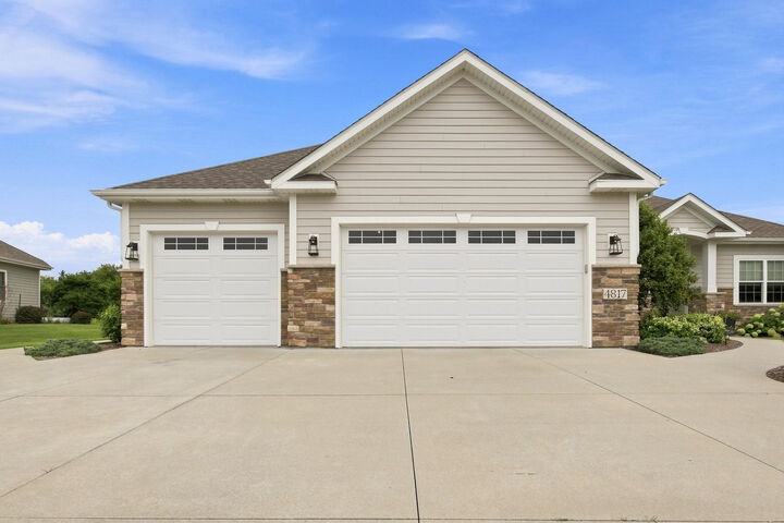 Property Photo: 4817 Copper Leaf Blvd WI 53403
