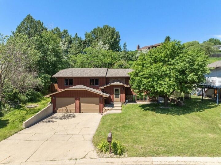 Property Photo:  1113 23rd St NW  ND 58703 