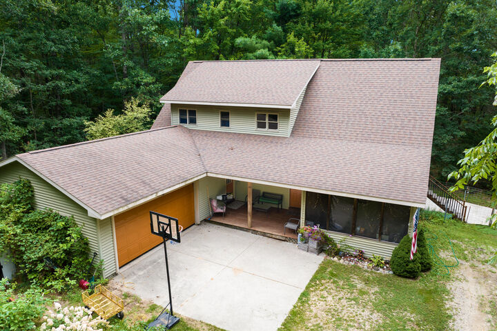 Property Photo:  1846 E Koenig Road  MI 49411 