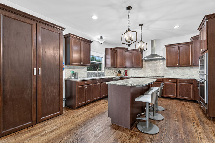 Property Photo: 16440 W Turnberry Circle IL 60441