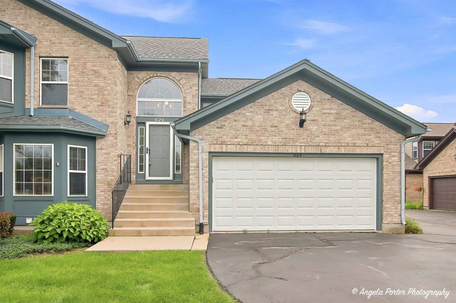Property Photo: 624 Kresswood Drive D IL 60050