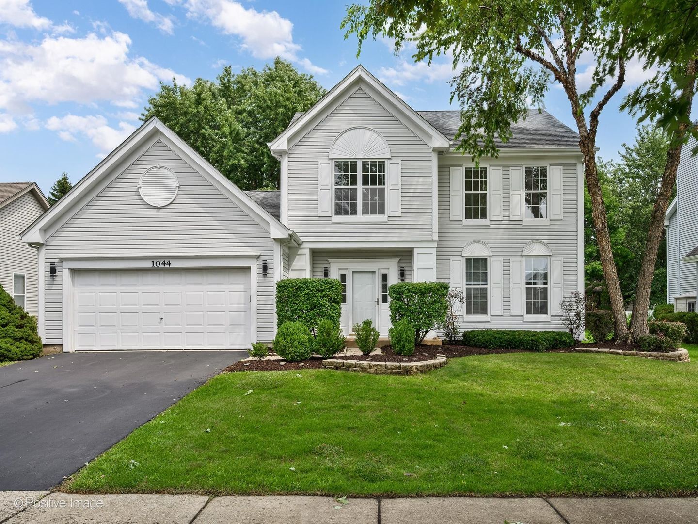 Property Photo:  1044 Teasel Lane  IL 60504 