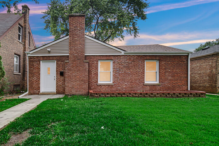 Property Photo: 13706 S Atlantic Avenue IL 60827