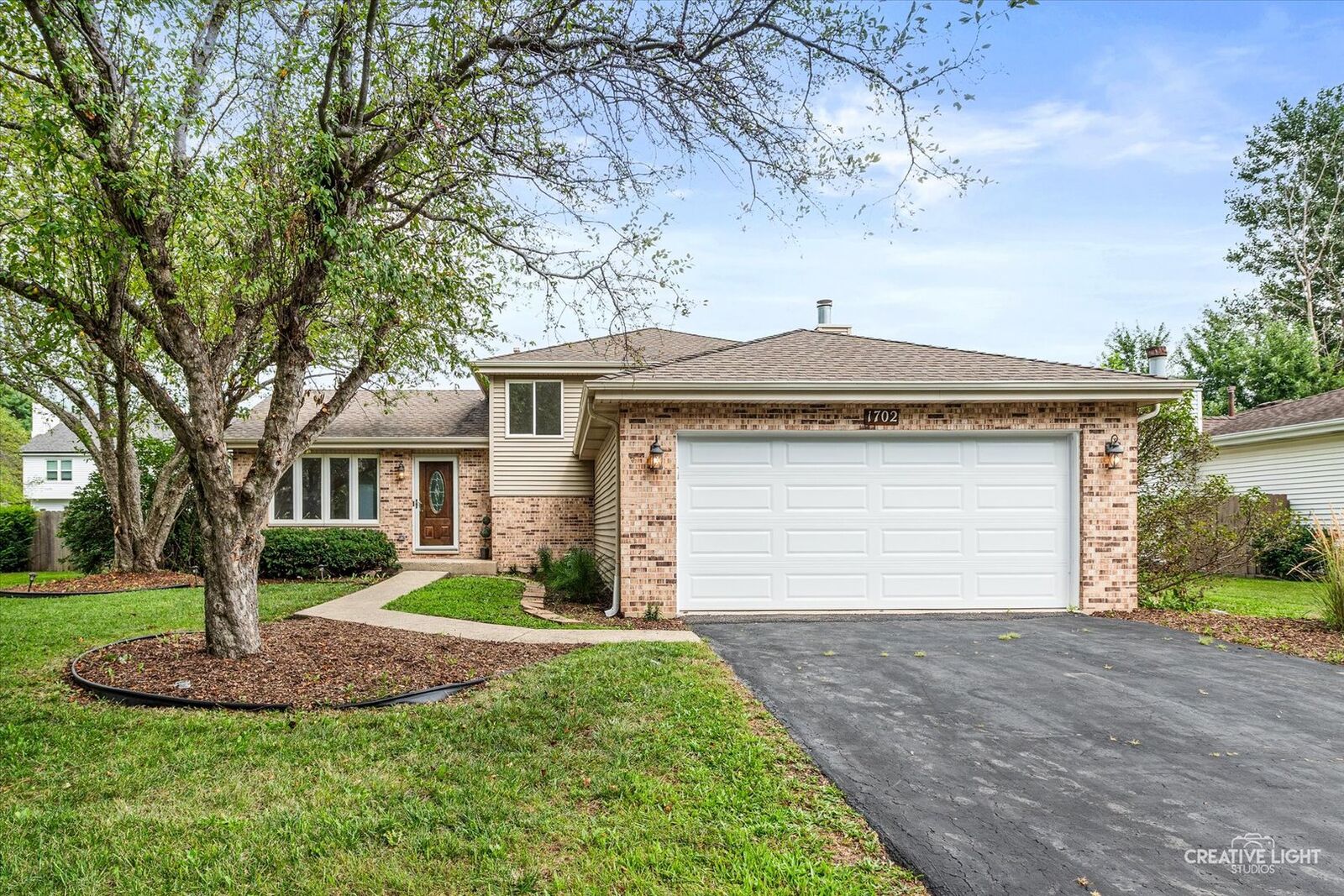 Property Photo: 1702 Pebble Beach Drive IL 60586